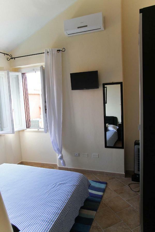 Los Flamingos Bed & Breakfast La Maddalena  Eksteriør bilde