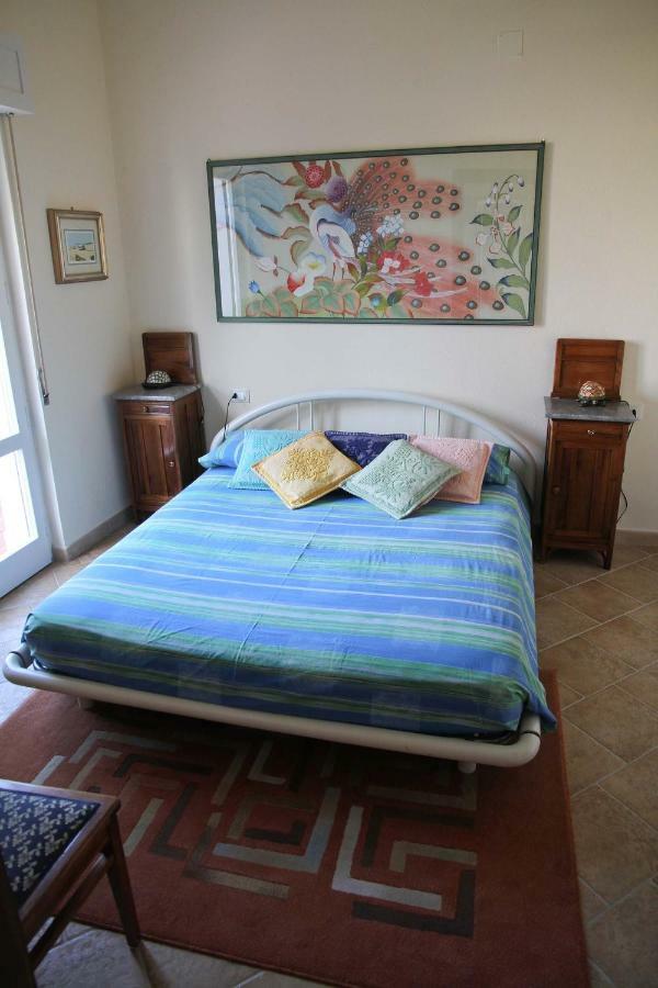 Los Flamingos Bed & Breakfast La Maddalena  Eksteriør bilde