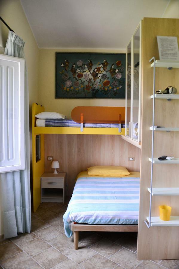 Los Flamingos Bed & Breakfast La Maddalena  Eksteriør bilde